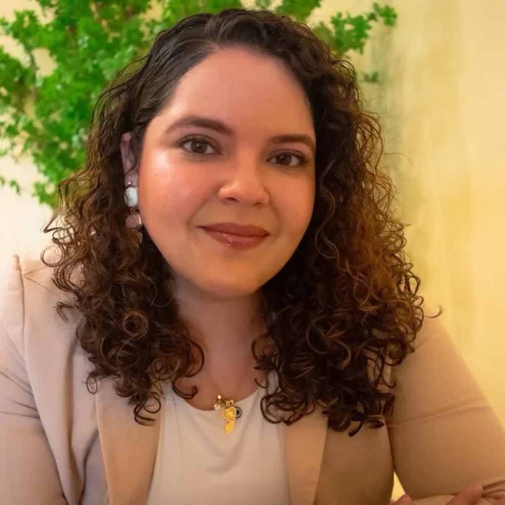 Arianna Vega Johnson, MSW